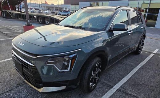 2023 Kia Niro SX