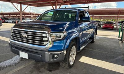 2017 Toyota Tundra SR SR5