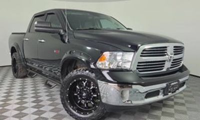 2015 Ram 1500 SLT