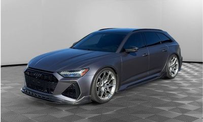 2022 Audi RS 6 Avant Quattro