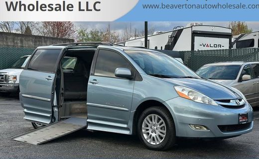 2008 Toyota Sienna XLE