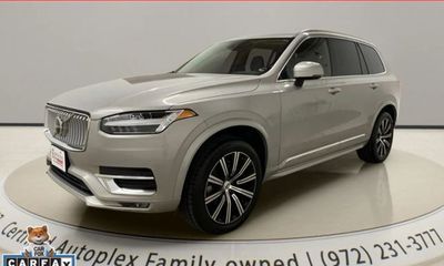 2025 Volvo XC90 Core