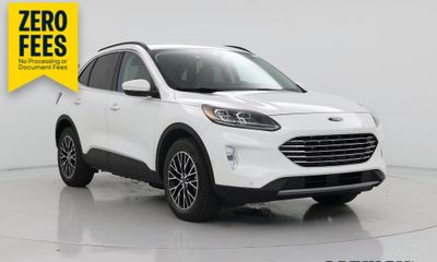 2021 Ford Escape Titanium Phev