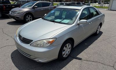 2004 Toyota Camry LE