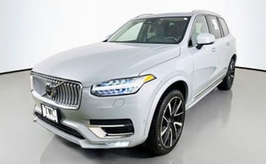 2023 Volvo XC90 Plus Bright