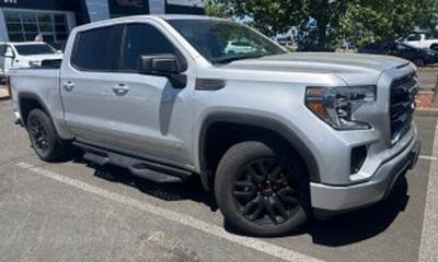2022 GMC Sierra Limited Elevation L