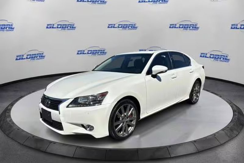 2015 Lexus GS — a typically priced live listing