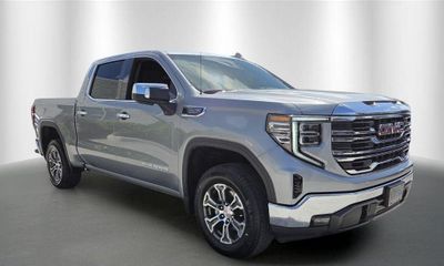 2026 GMC Sierra SLT