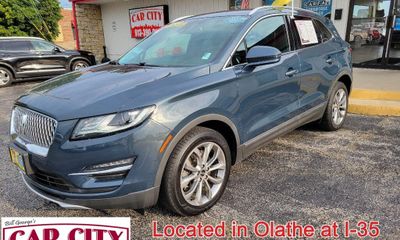 2019 Lincoln MKC Select