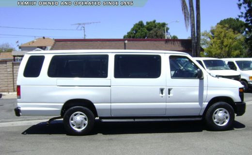 2013 Ford E-350 XL