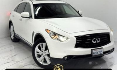 2014 Infiniti QX70 Base