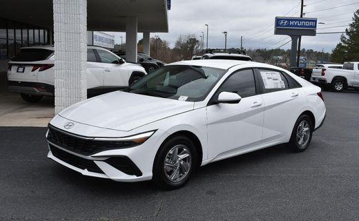 2026 Hyundai Elantra SE
