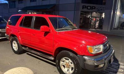 2000 Toyota 4Runner SR5