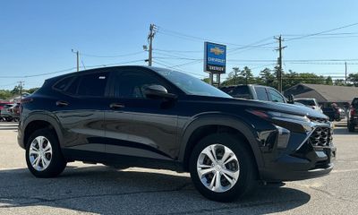 2024 Chevrolet Trax LS