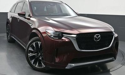 2024 Mazda CX-90 Premium Plus Package