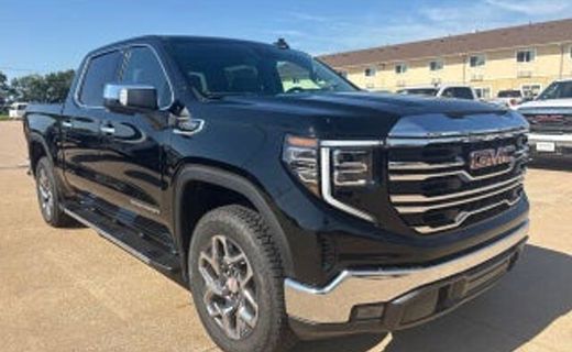 2026 GMC Sierra SLT
