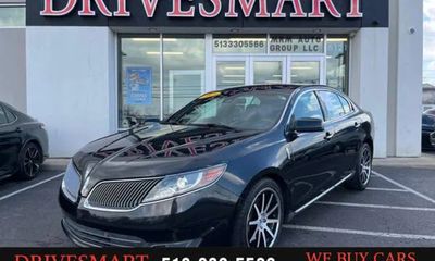 2013 Lincoln MKS Base