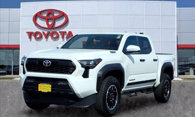 2025 Toyota Tacoma TRD OFF Road
