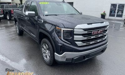 2023 GMC Sierra SLE