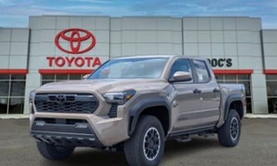 2026 Toyota Tacoma SR5