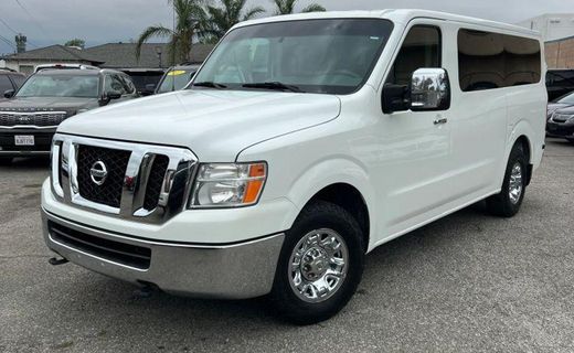 2015 Nissan NV 3500 HD SL