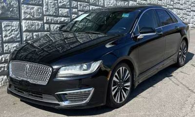 2017 Lincoln MKZ Reserve