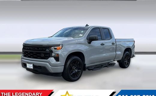 2025 Chevrolet Silverado Custom