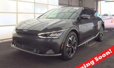 2023 Kia EV6 Light Wind