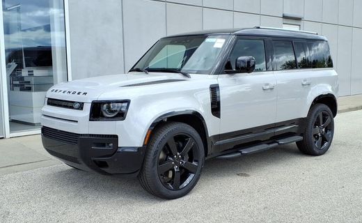 2026 Land Rover Defender 110 SE