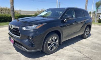 2021 Toyota Highlander XLE NAV