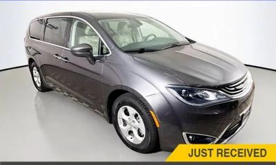 2018 Chrysler Pacifica Touring Plus