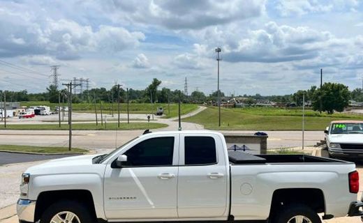 2018 Chevrolet Silverado LT