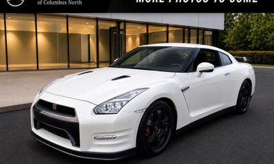 2015 Nissan GT-R Premium