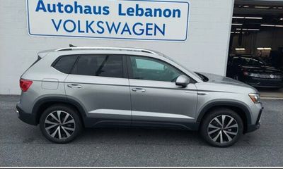2022 Volkswagen Taos 4Motion SE