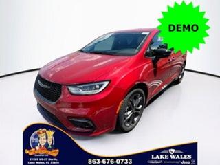 2027 Chrysler Pacifica LX