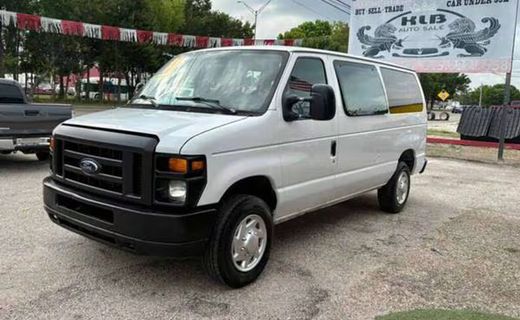 2011 Ford E-150