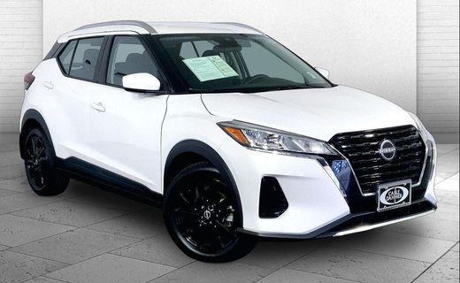 2022 Nissan Kicks SV