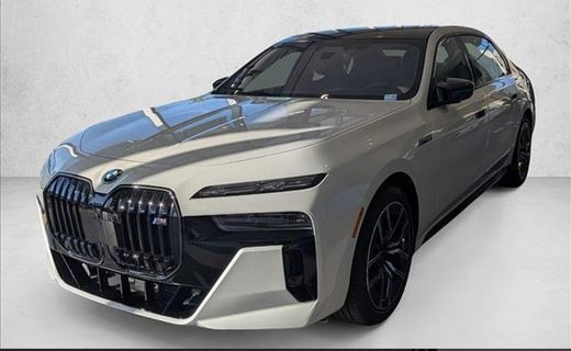 2026 BMW I7 M70