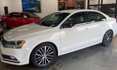 2016 Volkswagen Jetta Sport