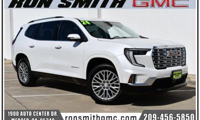 2024 GMC Acadia Denali
