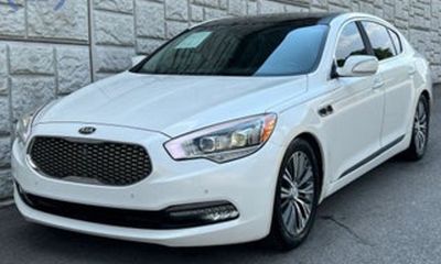 2016 Kia K900 Premium