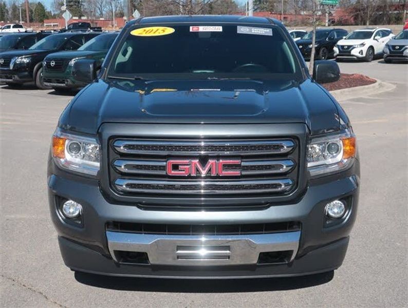 2015 Gmc Canyon — a typically priced live listing
