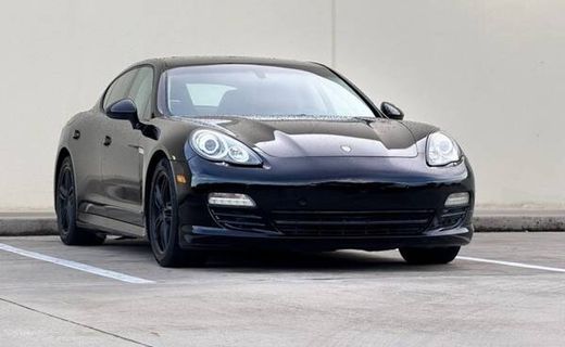 2011 Porsche Panamera