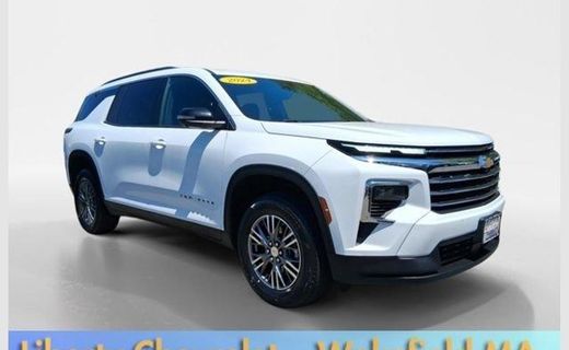 2024 Chevrolet Traverse LT