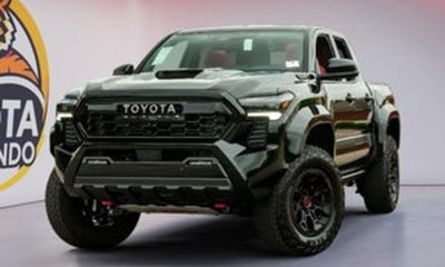 2025 Toyota Tacoma SR5