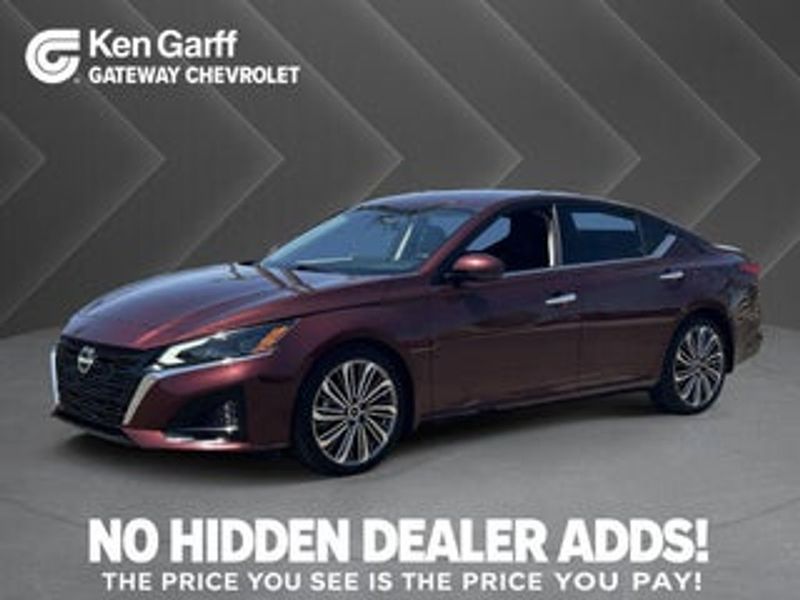 2024 Nissan Altima — a typically priced live listing