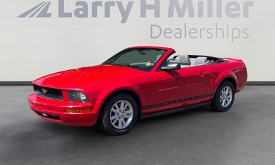 2008 Ford Mustang Deluxe