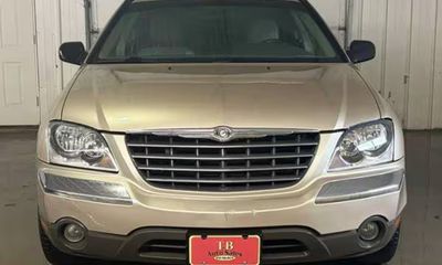 2005 Chrysler Pacifica Touring