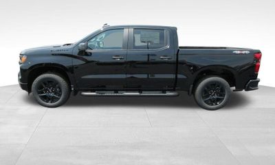 2026 Chevrolet Silverado Custom