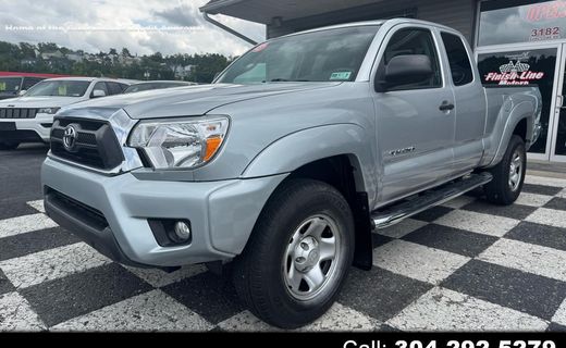 2013 Toyota Tacoma Delux